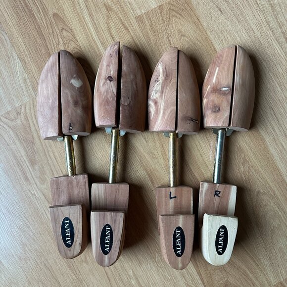 Alfani Red Cedar Shoe Trees - Size L - 10-12 - Picture 1 of 5